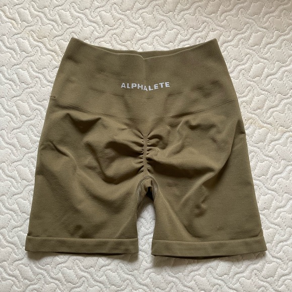 NWT Alphalete Amplify Shorts - Picture 1 of 5